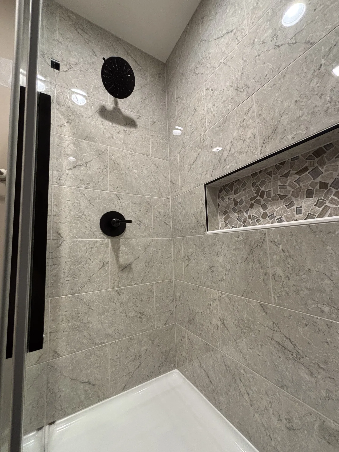 Bathrooms renovation by Jameson's Legacy Renovations